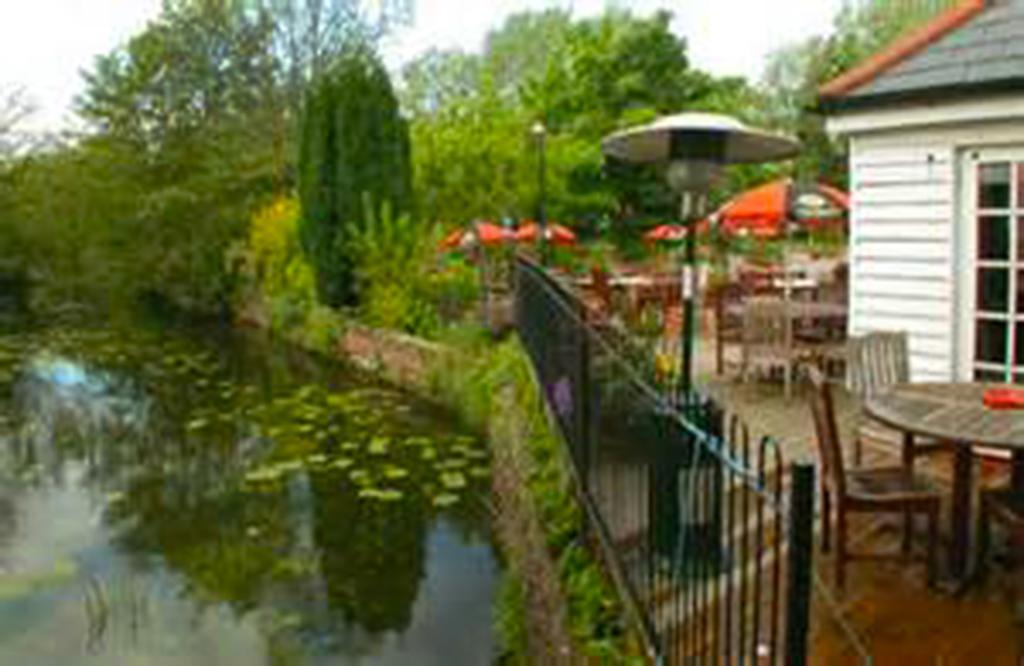 The Riverside Inn Chelmsford Eksteriør billede